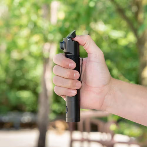 2-In-1 Pepper Light Flash Light Pepper Spray