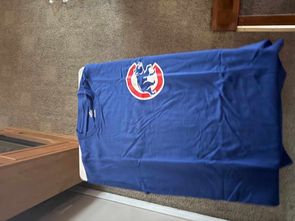 Blue Chicago Cubs T-shirt